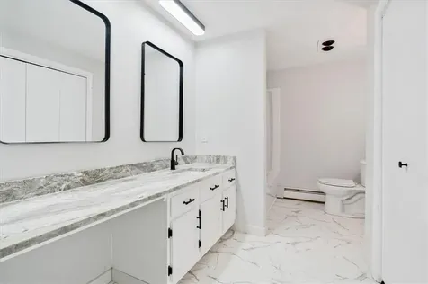 8 Marigold Circle North Providence RI 02904