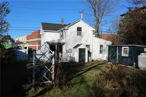 26 Freebody Street Newport RI 02840