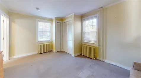 26 Freebody Street Newport RI 02840