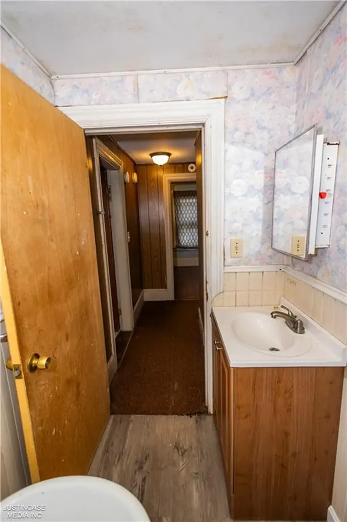 58 Alexander Street Providence RI 02907