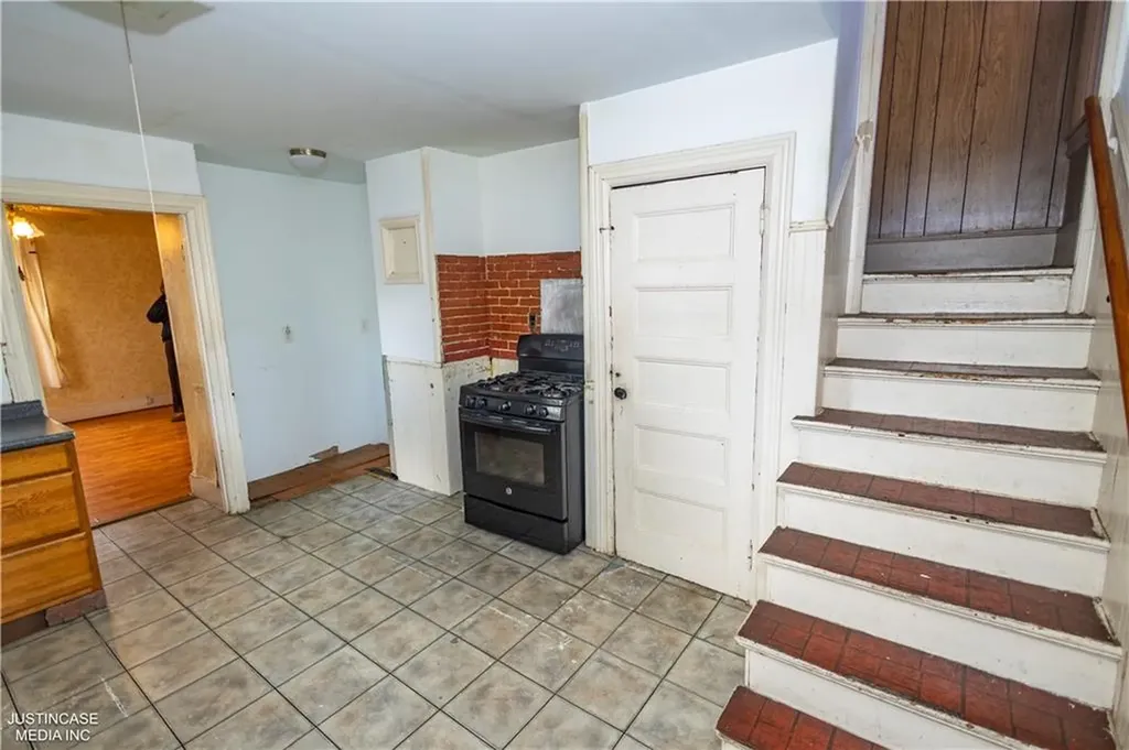 58 Alexander Street Providence RI 02907