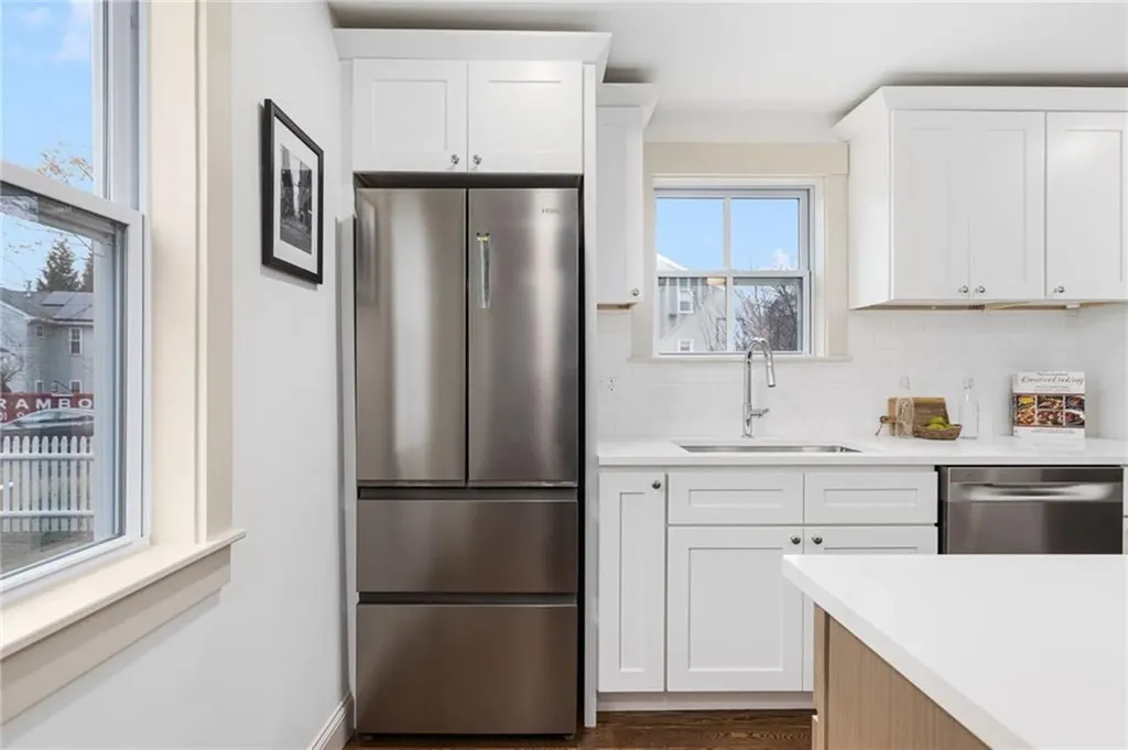 103 Evergreen Street Providence RI 02906