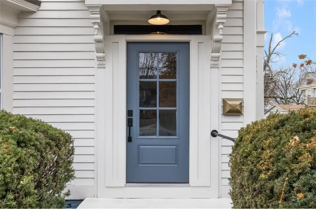 103 Evergreen Street Providence RI 02906