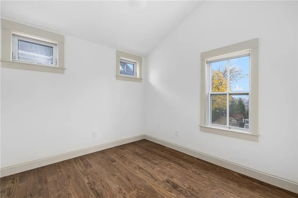 103 Evergreen Street Providence RI 02906