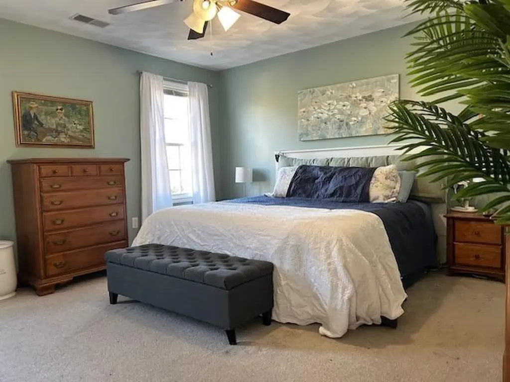 8 Byron Boulevard Warwick RI 02888