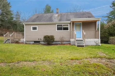 86 Laurel Lane South Kingstown RI 02892