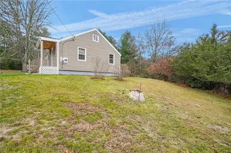 86 Laurel Lane South Kingstown RI 02892