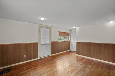 86 Laurel Lane South Kingstown RI 02892