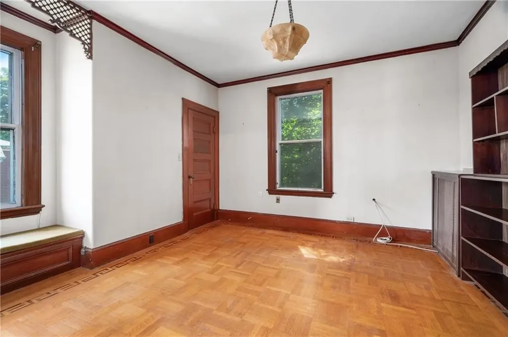 74 Highland Street Woonsocket RI 02895