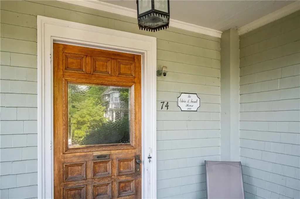 74 Highland Street Woonsocket RI 02895