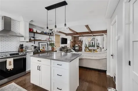 946 Terry Lane New Bedford MA 02745