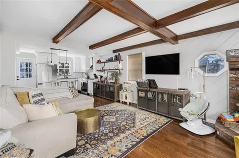 946 Terry Lane New Bedford MA 02745