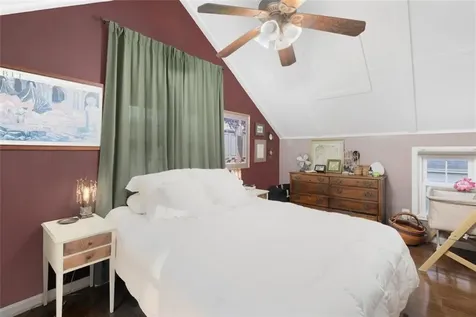 946 Terry Lane New Bedford MA 02745