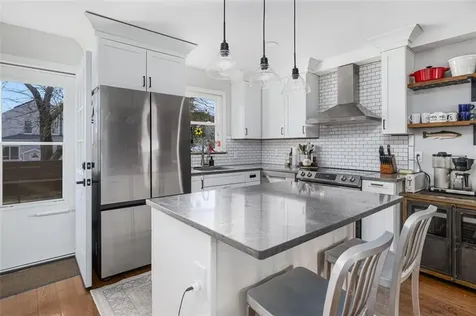 946 Terry Lane New Bedford MA 02745