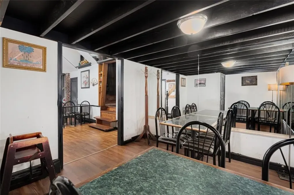 95 Warren Avenue East Providence RI 02914