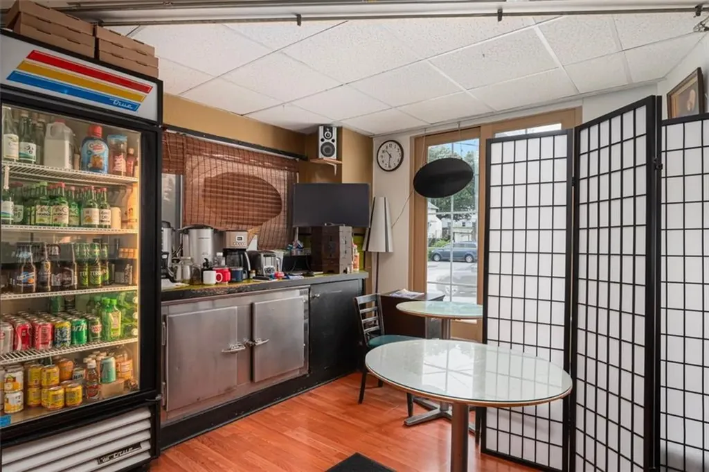 95 Warren Avenue East Providence RI 02914