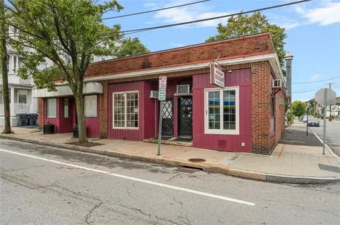 95 Warren Avenue East Providence RI 02914