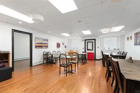 95 Warren Avenue East Providence RI 02914