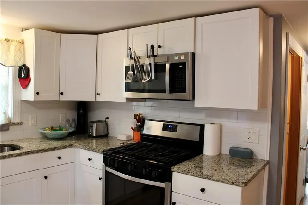 18 Doane Street Cranston RI 02910