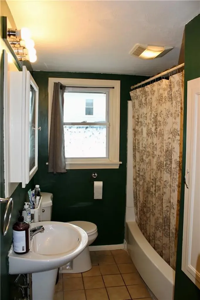 18 Doane Street Cranston RI 02910