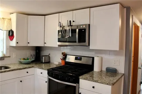 18 Doane Street Cranston RI 02910