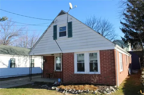 18 Doane Street Cranston RI 02910