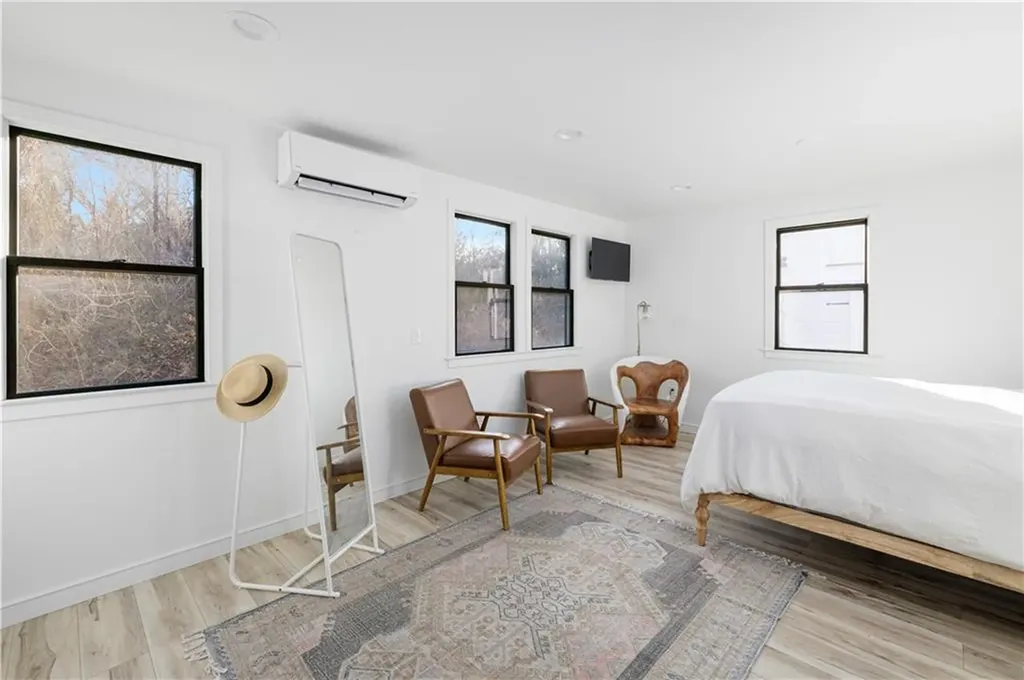 0176 Daniel Avenue Portsmouth RI 02872