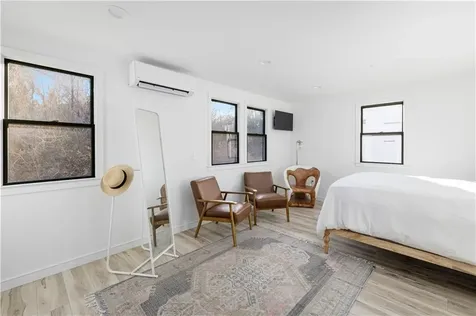 0176 Daniel Avenue Portsmouth RI 02872