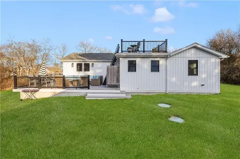 0176 Daniel Avenue Portsmouth RI 02872