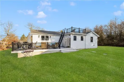 0176 Daniel Avenue Portsmouth RI 02872