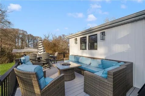 0176 Daniel Avenue Portsmouth RI 02872