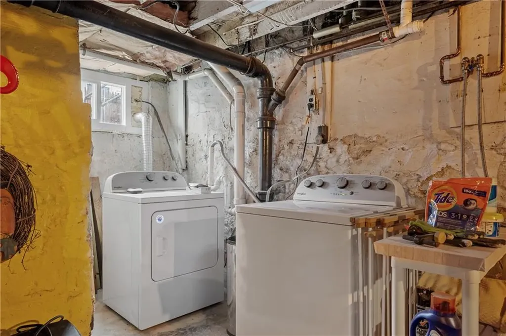 36 England Street Cumberland RI 02864