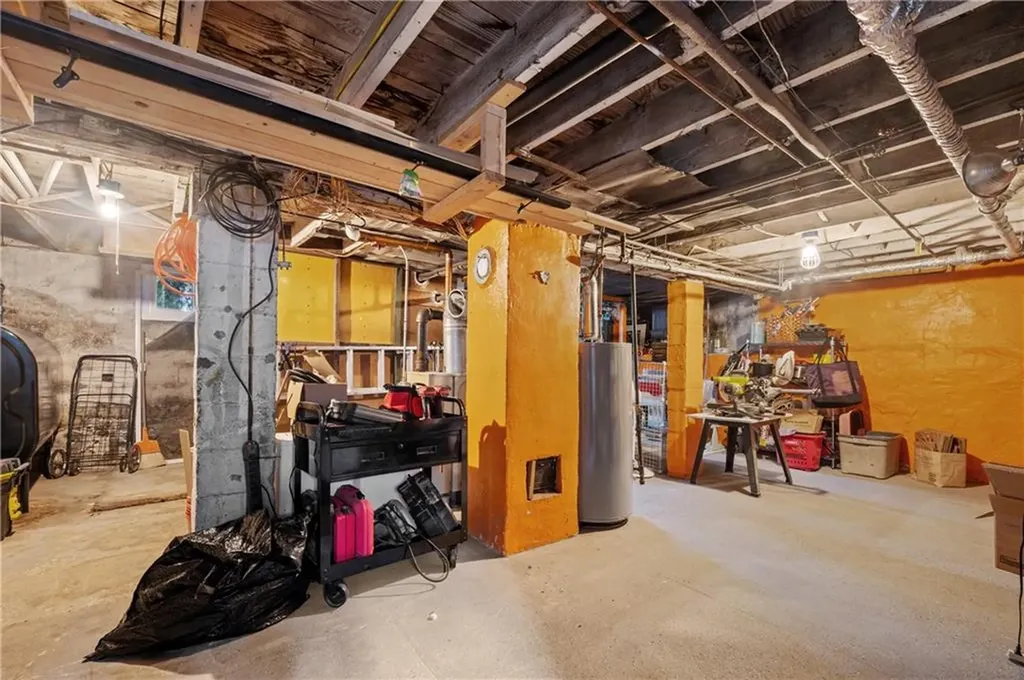 36 England Street Cumberland RI 02864