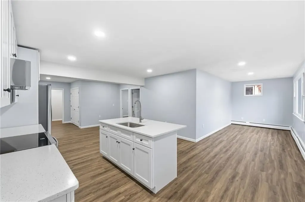 1060 Main Street West Warwick RI 02893