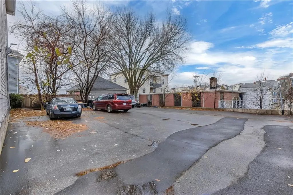 135 Illinois Street Central Falls RI 02863