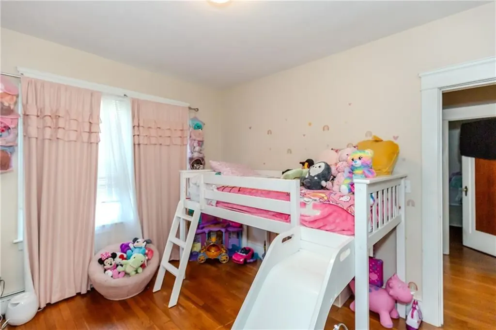 638 640 Pontiac Avenue Cranston RI 02910