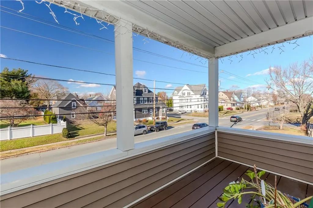 638 640 Pontiac Avenue Cranston RI 02910