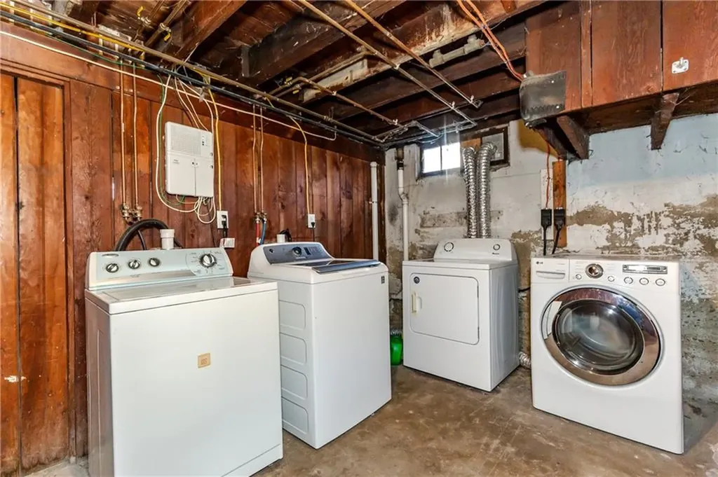 638 640 Pontiac Avenue Cranston RI 02910