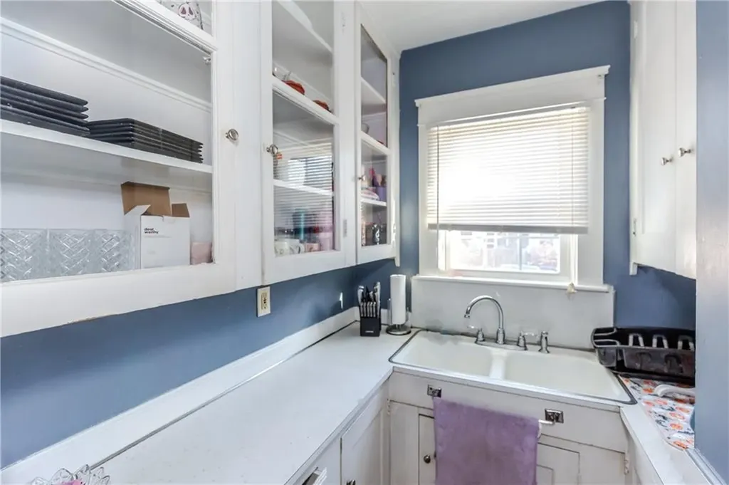 638 640 Pontiac Avenue Cranston RI 02910