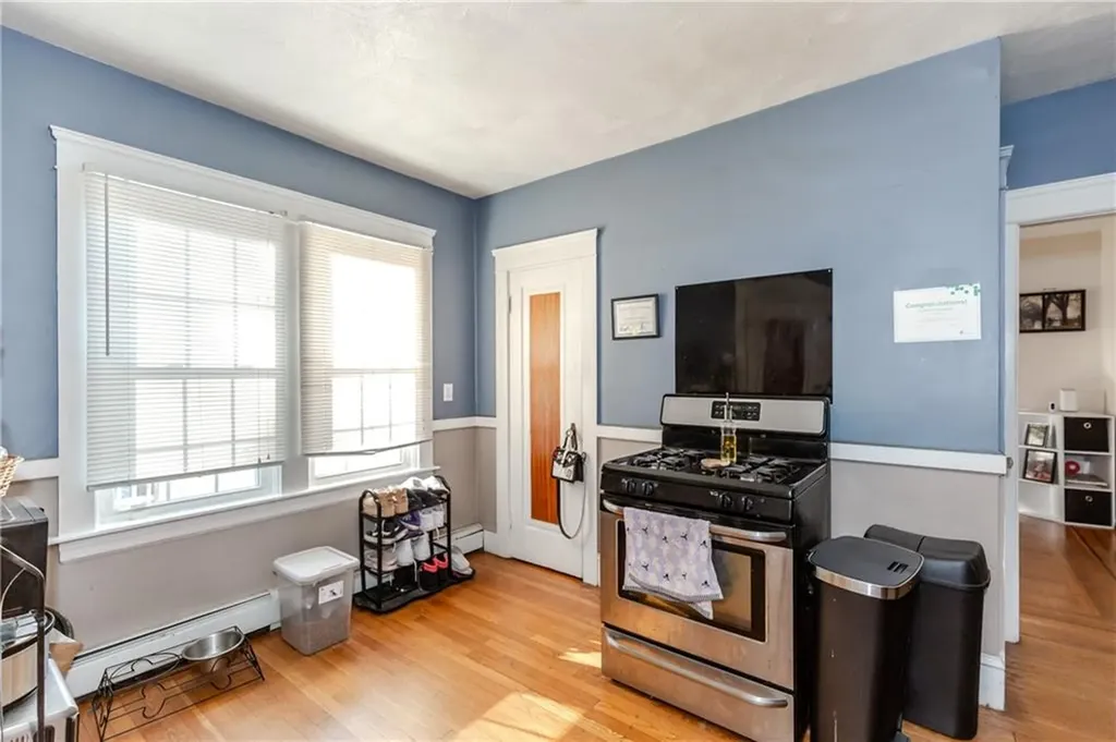 638 640 Pontiac Avenue Cranston RI 02910
