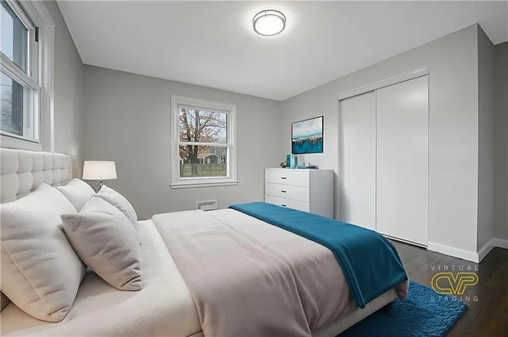 6 Hilton Avenue East Providence RI 02915