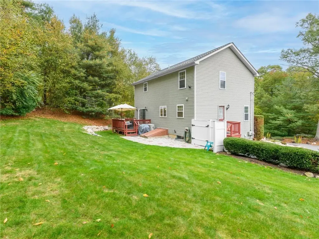 19 Sage Court Johnston RI 02919