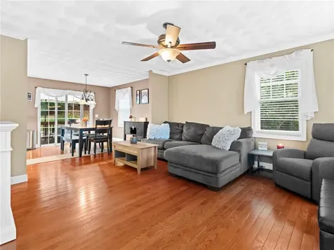 19 Sage Court Johnston RI 02919