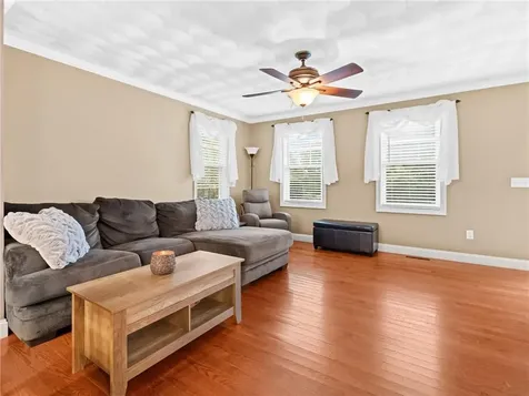 19 Sage Court Johnston RI 02919