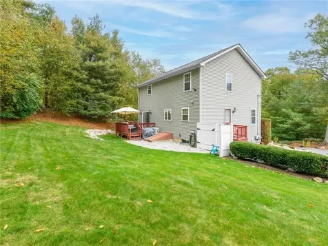 19 Sage Court Johnston RI 02919