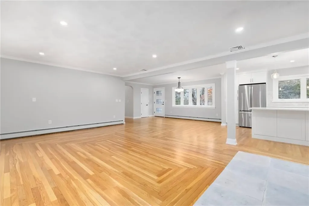13 Ivy Place Lincoln RI 02865