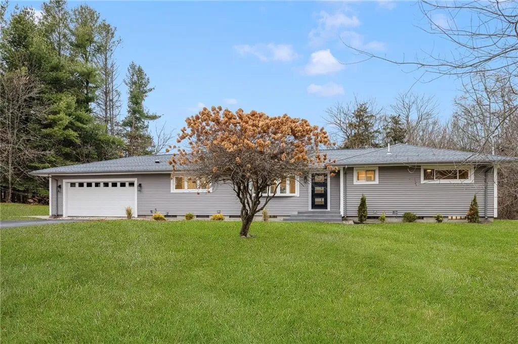 13 Ivy Place Lincoln RI 02865