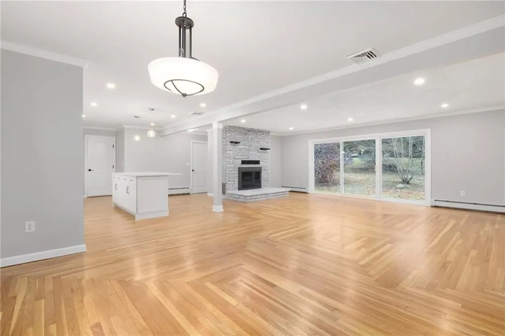 13 Ivy Place Lincoln RI 02865
