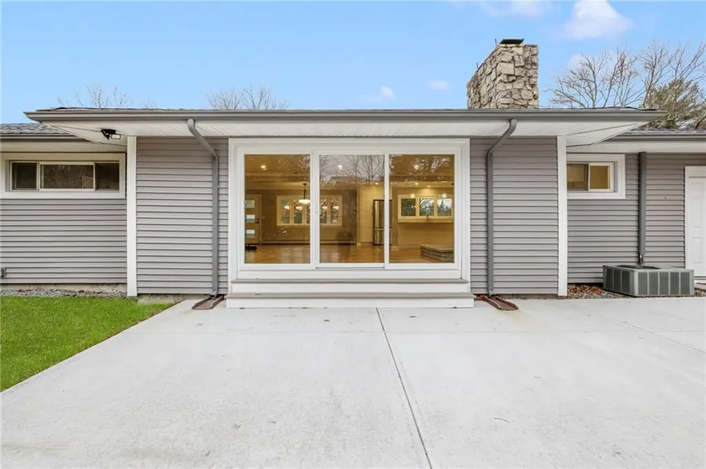 13 Ivy Place Lincoln RI 02865