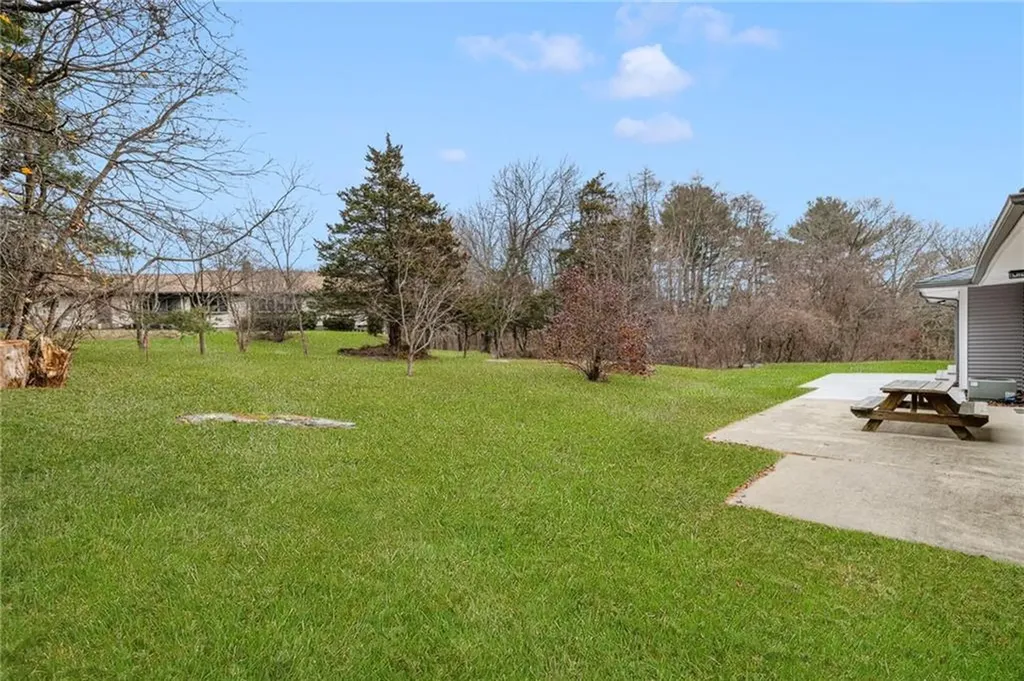 13 Ivy Place Lincoln RI 02865